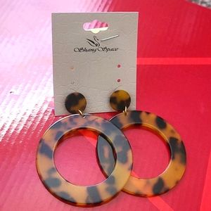 NWT Medium Size Leopard Cheetah Hoop Earrings